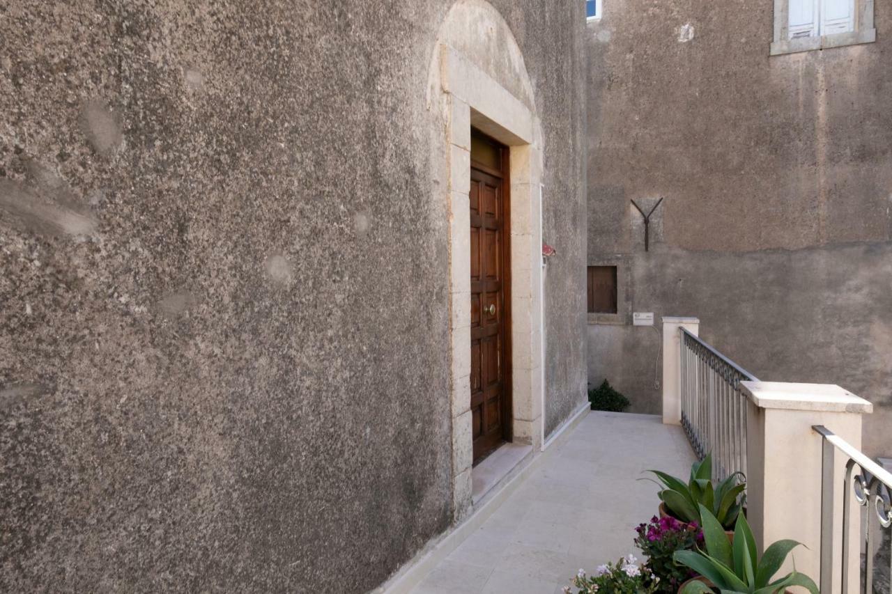 Casa Stefania Apartment Noto Exterior photo